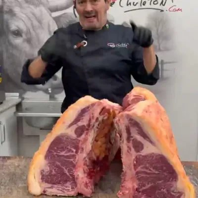 Carne de buey de Wagyu al mejor precio. Chuleton de Wagyu