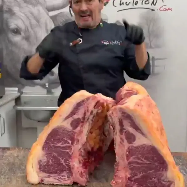 Carne de buey de Wagyu al mejor precio. Chuleton de Wagyu